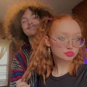 Meet your Posher, Malinda